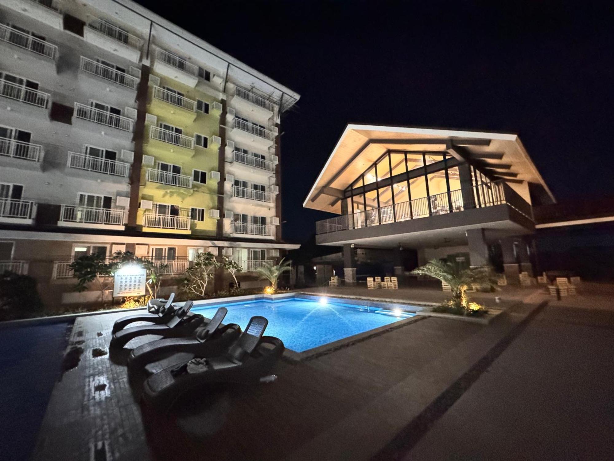 Ania Rooms@Amani Grand Residences Near Airport Lapu-Lapu City Eksteriør billede