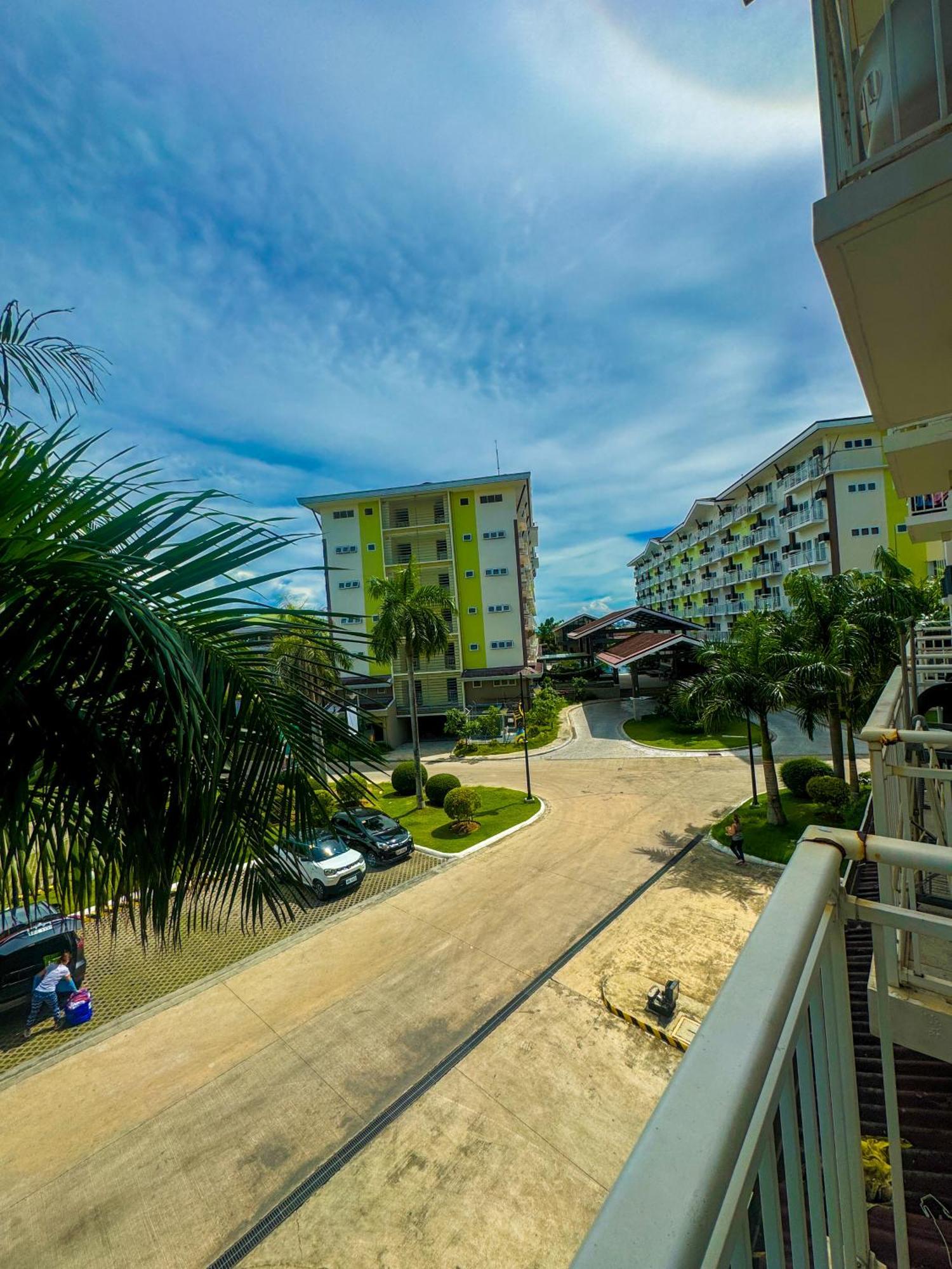 Ania Rooms@Amani Grand Residences Near Airport Lapu-Lapu City Eksteriør billede